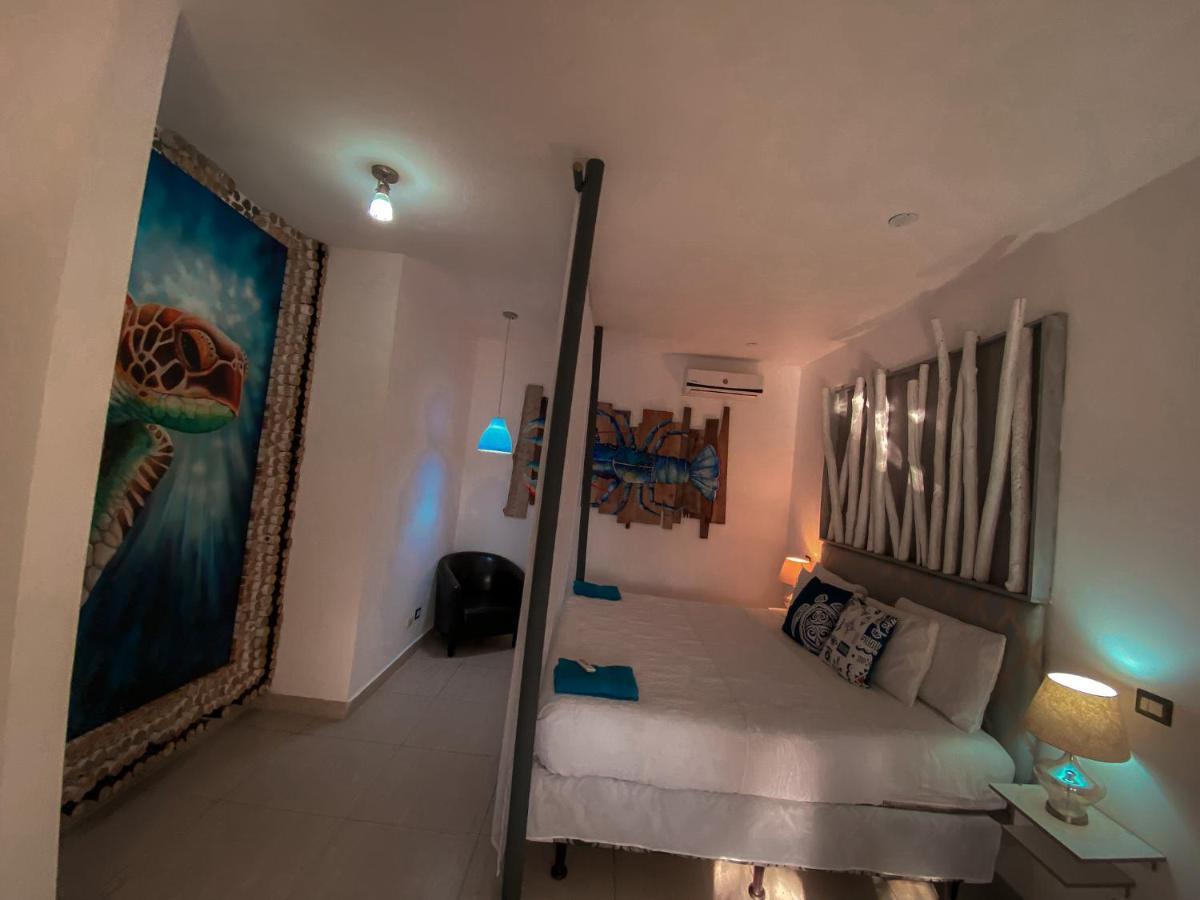 Hotel Maya Jade ハワイ エクステリア 写真